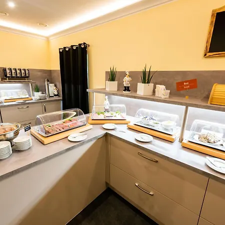 Hotel Askania & Brauhaus 3*