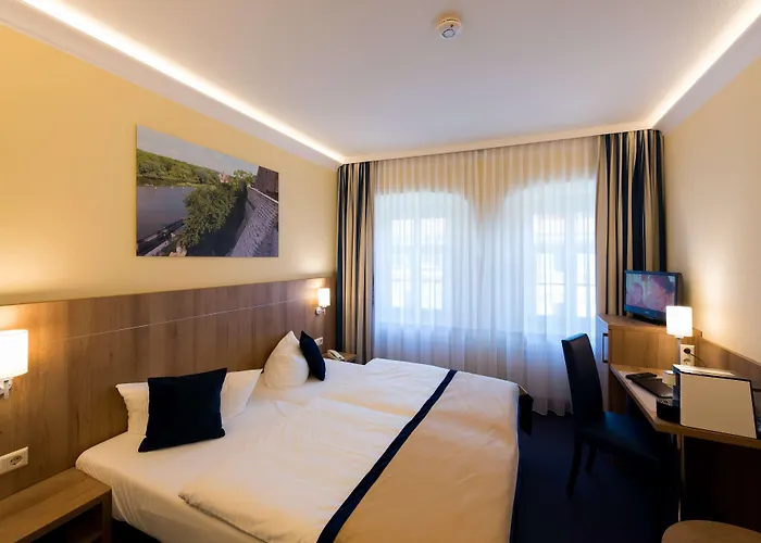 Askania & Brauhaus 3*